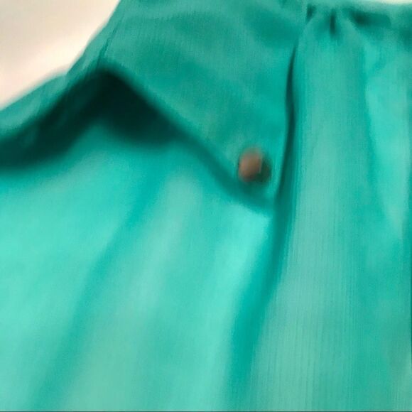 Papaya Green Sleeveless Top with Spikes - Picture 3 of 7